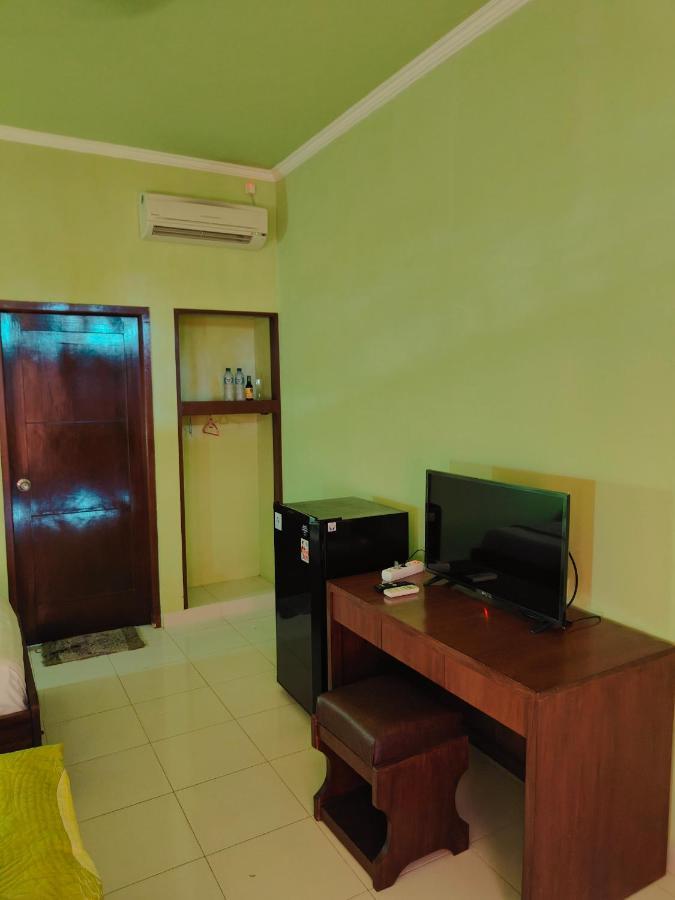 Berlian Inn Kuta Beach Exterior foto