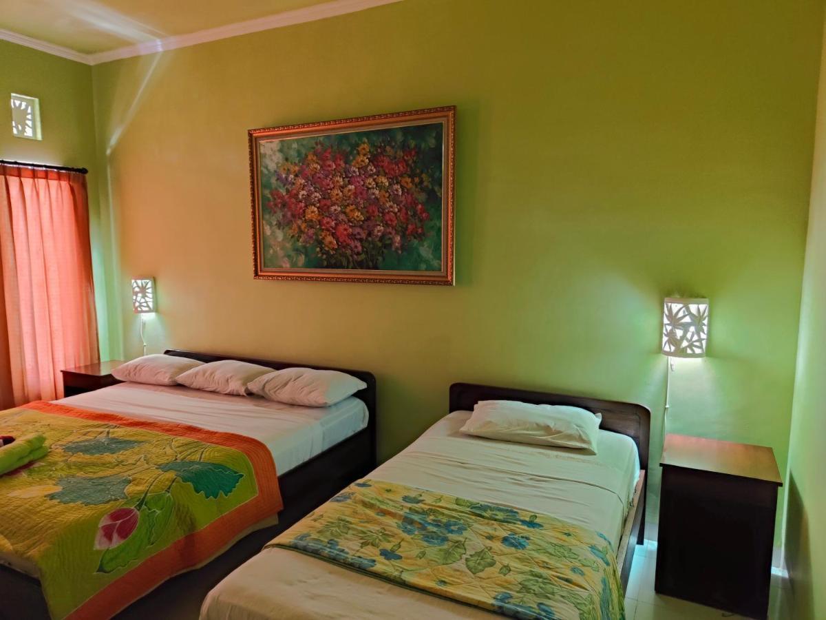 Berlian Inn Kuta Beach Exterior foto
