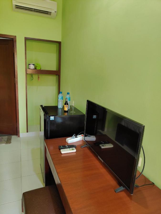 Berlian Inn Kuta Beach Exterior foto